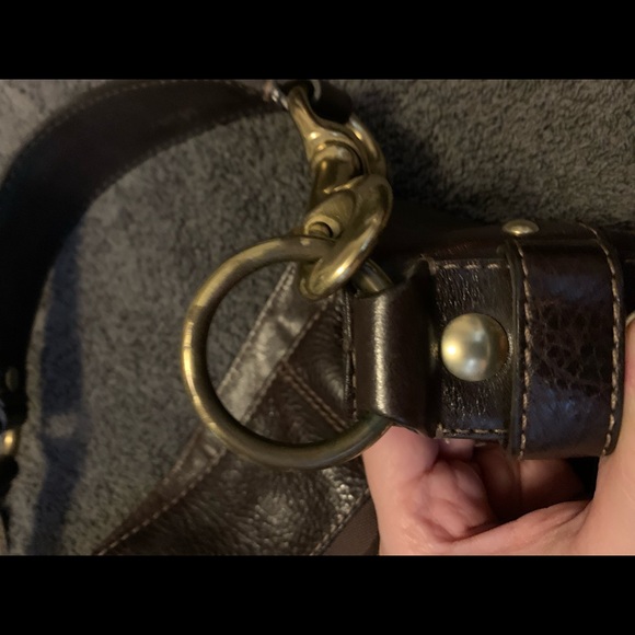 Coach Zoe Hobo Shoulder Bag - Picture 4 of 6